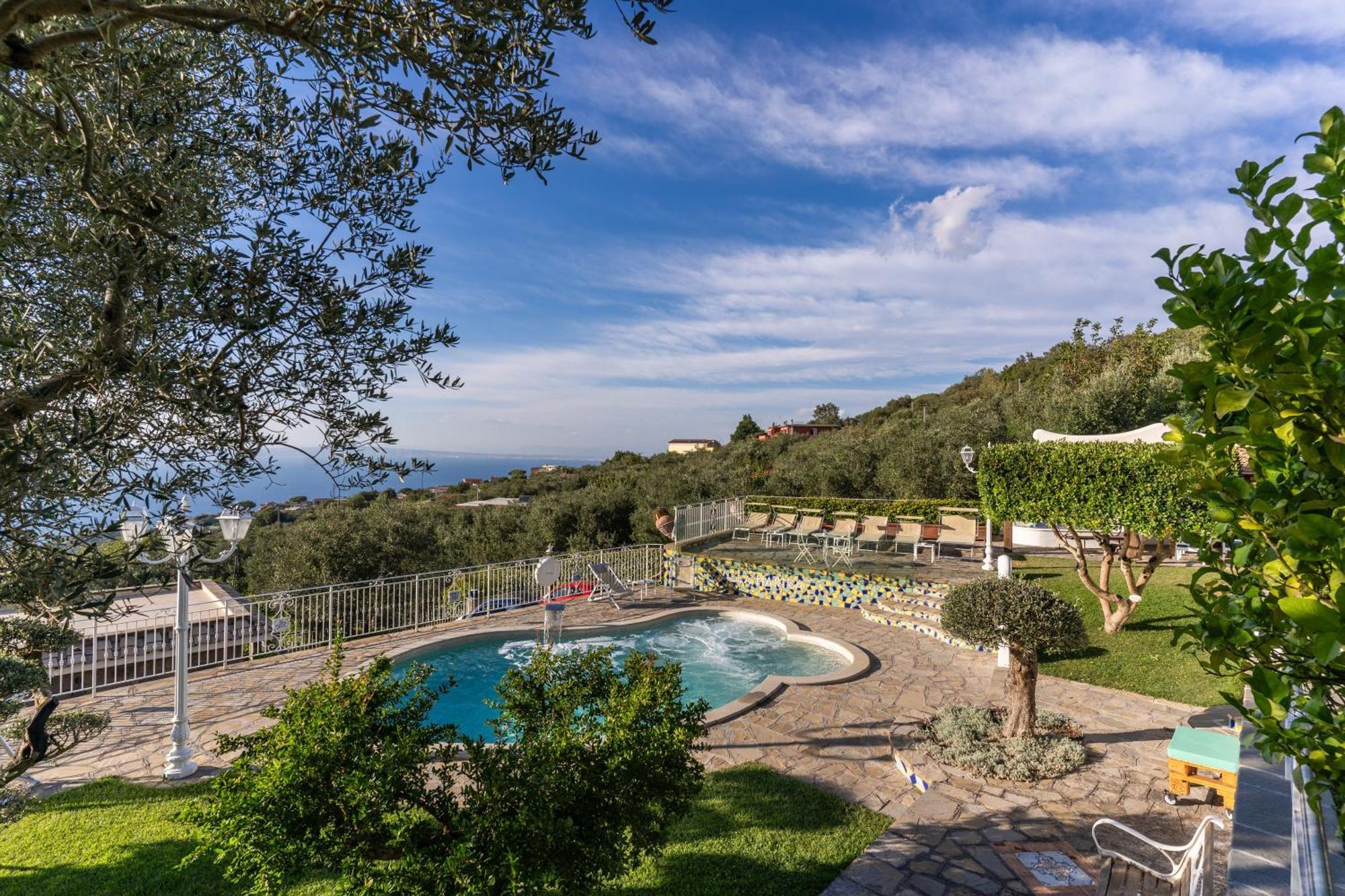 Villa Marika - Private Heated Pool Масса-Лубренсе Экстерьер фото